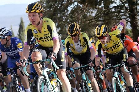 Martin gewinnt mit Jumbo-Visma Teamzeitfahren - Teunissen behält Gelb Martin gewinnt mit Jumbo-Visma Teamzeitfahren - Teunissen behält Gelb