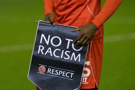 UEFA bestraft Bulgarien mit Blocksperre UEFA bestraft Bulgarien mit Blocksperre