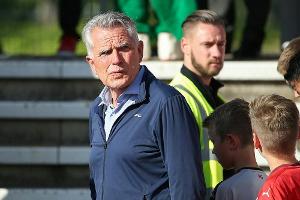 Nach Versammlungs-Chaos: VfB-Präsident Dietrich tritt zurück