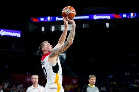NBA: Theis verlängert bei den Celtics NBA: Theis verlängert bei den Celtics