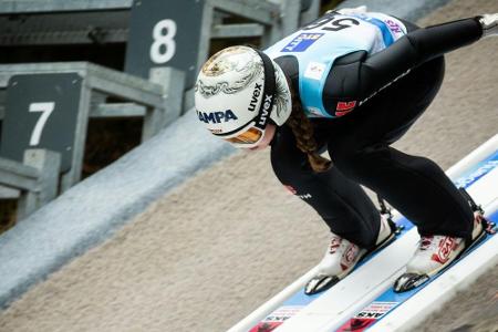Skispringen: Geiger siegt in Hinterzarten - Mixed-Team ebenfalls erfolgreich Skispringen: Geiger siegt in Hinterzarten - Mixed-Team ebenfalls erfolgreich