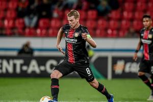 Lars Bender bleibt Bayer-Kapitän