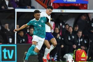 Auf Leihbasis: Augsburg holt Uduokhai aus Wolfsburg
