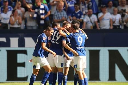 Zwei Eigentore: Hertha verhilft Torlos-Schalkern zum ersten Sieg Zwei Eigentore: Hertha verhilft Torlos-Schalkern zum ersten Sieg