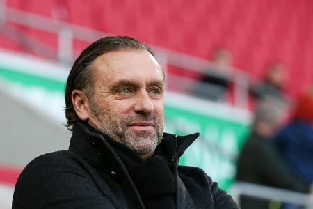 Doll feiert Traumdebüt bei APOEL in Champions-League-Quali Doll feiert Traumdebüt bei APOEL in Champions-League-Quali