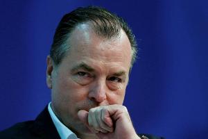 Schalke: Tönnies lässt Amt drei Monate ruhen - kein Ausschluss