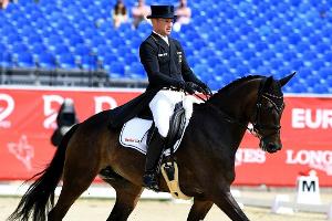Vielseitigkeits-EM: Starke Dressur von Olympiasieger Jung in Luhmühlen