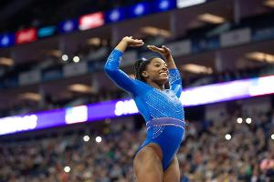 Bruder von Turn-Olympiasiegerin Biles des Mordes angeklagt