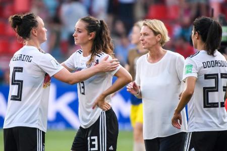 Frauenfußball: Hegering kritisiert Belastungsgefälle Frauenfußball: Hegering kritisiert Belastungsgefälle