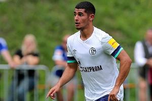 Schalke: Profivertrag für Mercan