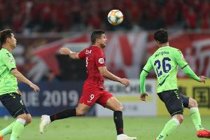 Aus Elkeson wird Ai Kesen: China beruft Brasilianer