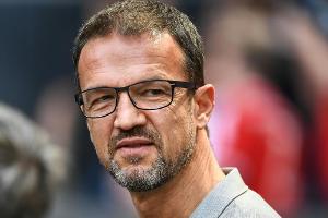 Bobic froh: "Das Schönste ist, dass in England das Transferfenster zu ist"