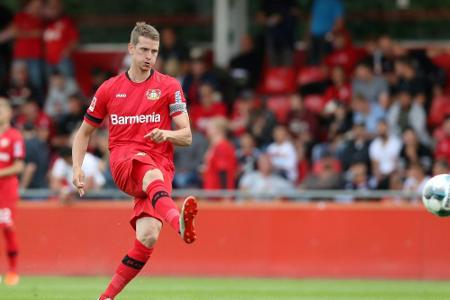 Leverkusen im DFB-Pokalspiel ohne Kapitän Bender Leverkusen im DFB-Pokalspiel ohne Kapitän Bender