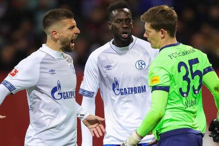 'Das ist wie Kinderfußball' lautete das vernichtende Urteil von TV-Experte Matthias Sammer nach dem S04-Remis beim Tabellenv...