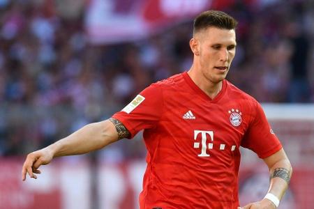 Bayern-Abwehrchef Süle wohl schwer verletzt Bayern-Abwehrchef Süle wohl schwer verletzt