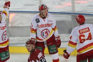 DEG setzt Erfolgsserie fort - Meister Mannheim souverän