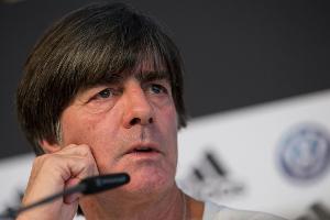 Revanche in Amsterdam: Löw setzt auf Dreierkette und mehr Erfahrung