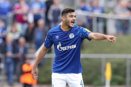 Schalke blamiert sich bei Kabak-Debüt Schalke blamiert sich bei Kabak-Debüt