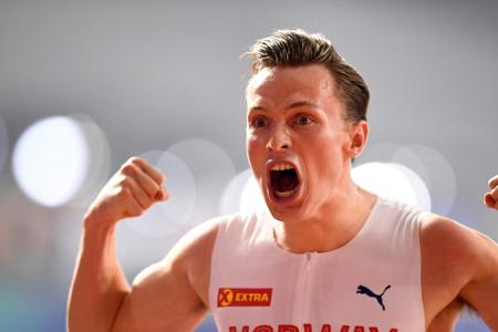Warholm erneut Weltmeister - Samba holt erste Medaille für Katar Warholm erneut Weltmeister - Samba holt erste Medaille für Katar