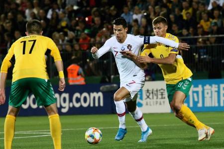 Viererpack in Litauen: Ronaldo macht Jagd auf Rekordtorschütze Daei Viererpack in Litauen: Ronaldo macht Jagd auf Rekordtorschütze Daei