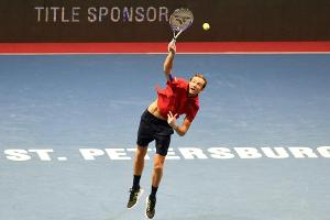 Tennis: Medwedew feiert Heimsieg in St. Petersburg