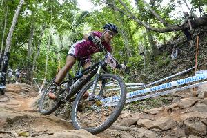 Mountainbike-Olympiasiegerin Spitz kündigt Karriereende an