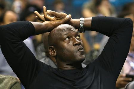 Jordan verkauft Anteile an Charlotte Hornets Jordan verkauft Anteile an Charlotte Hornets