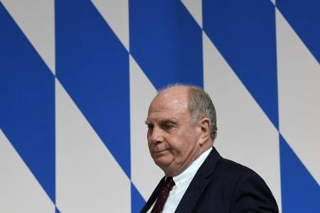 Hoeneß: Auch Kahn entscheidet über neuen Trainer Hoeneß: Auch Kahn entscheidet über neuen Trainer