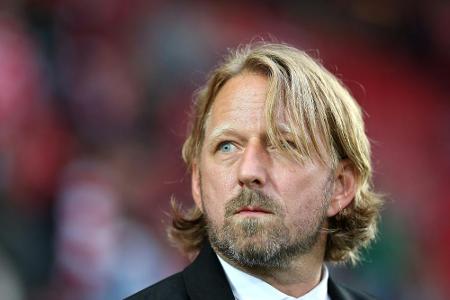Mislintat kritisiert Arbeit in Nachwuchsleistungszentren Mislintat kritisiert Arbeit in Nachwuchsleistungszentren