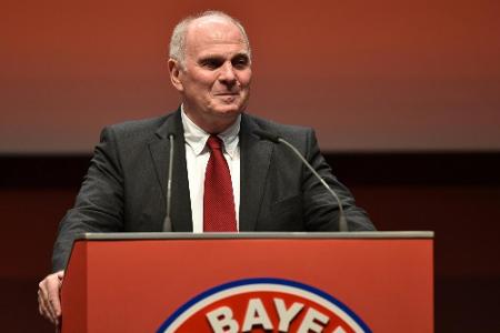 Uli Hoeneß zum Ehrenpräsidenten von Bayern München gewählt Uli Hoeneß zum Ehrenpräsidenten von Bayern München gewählt