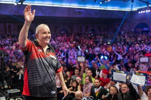Darts-Legende Taylor schwärmt von Hopp: "Ich liebe ihn"