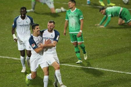 Hannovers Aufwärtstrend gestoppt - Aue gewinnt Verfolgerduell Hannovers Aufwärtstrend gestoppt - Aue gewinnt Verfolgerduell