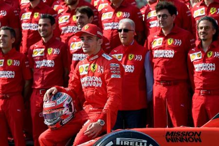 Formel 1: Ferrari verlängert mit Leclerc bis 2024 Formel 1: Ferrari verlängert mit Leclerc bis 2024