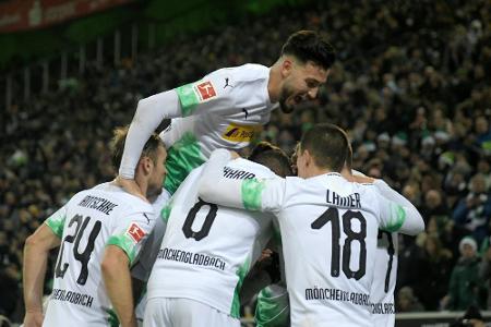 Furioser Offensivwirbel: Gladbach weiter an der Spitze Furioser Offensivwirbel: Gladbach weiter an der Spitze