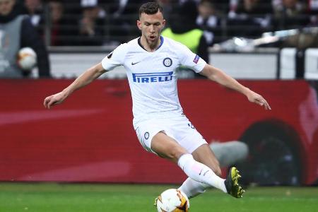 Im Gegensatz zu Dembélé oder Hudson-Odoi ist Perisic eine günstige Alternative. Mit seinen 30 Jahren bringt Kroate zudem vie...