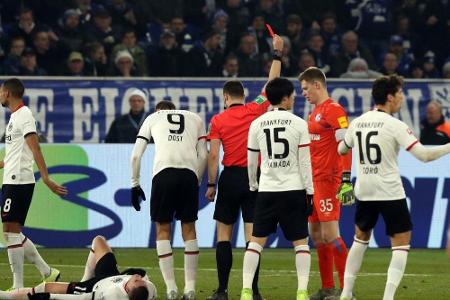 Nach Nübel-Tritt: Gacinovic mit schwerer Rippenprellung Nach Nübel-Tritt: Gacinovic mit schwerer Rippenprellung