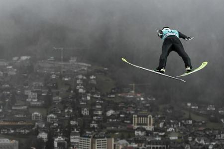 Wegen Kreuzbandrissen: DSV regt Regeländerungen im Skispringen an Wegen Kreuzbandrissen: DSV regt Regeländerungen im Skispringen an