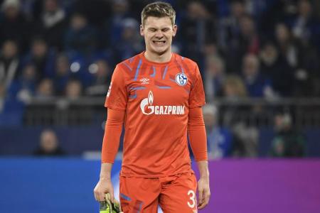 Nach Kung-Fu-Tritt: Schalkes Nübel für vier Spiele gesperrt Nach Kung-Fu-Tritt: Schalkes Nübel für vier Spiele gesperrt