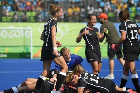 Olympia-Vorbereitung: Hockey-Frauen schlagen auch Südafrika Olympia-Vorbereitung: Hockey-Frauen schlagen auch Südafrika