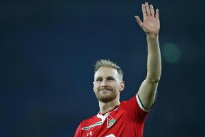 Höwedes drückt US-Star Rapinoe die Daumen