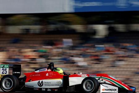 Montoya-Sohn Sebastian startet 2020 in der ADAC Formel 4 Montoya-Sohn Sebastian startet 2020 in der ADAC Formel 4