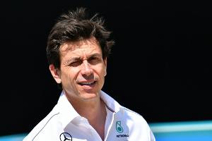 Mit Mercedes und Porsche: Formel E startet sechste Saison