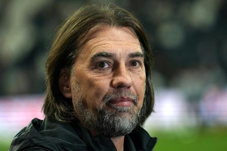 Nach 0:5 in Frankfurt: Schmidt kündigt Veränderungen an Nach 0:5 in Frankfurt: Schmidt kündigt Veränderungen an