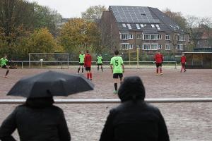 Biss unter der Gürtellinie: Französischer Amateurfußballer für fünf Jahre gesperrt