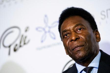 Wegen gesundheitlicher Probleme: Pele soll an Depressionen leiden Wegen gesundheitlicher Probleme: Pele soll an Depressionen leiden