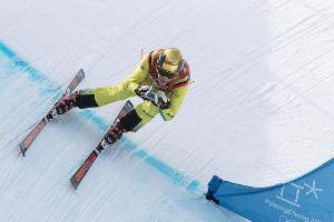 Skicrosser Hronek Dritter in Megeve