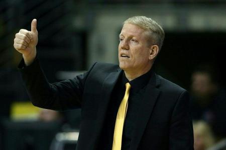 Basketball: Ludwigsburg festigt Rang zwei mit Sieg gegen Vechta Basketball: Ludwigsburg festigt Rang zwei mit Sieg gegen Vechta