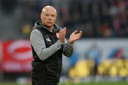 Remis bei Rösler-Debüt: Fortuna kassiert späten Ausgleich gegen Frankfurt Remis bei Rösler-Debüt: Fortuna kassiert späten Ausgleich gegen Frankfurt
