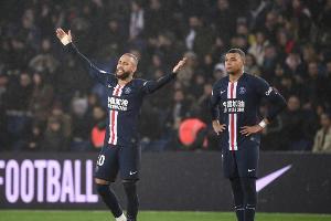 Neymar fliegt bei PSG-Sieg vom Platz - 200. Tor für Cavani