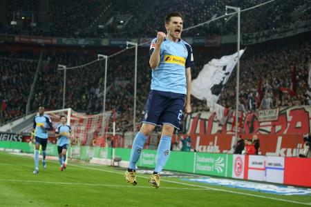 Sieg im Niederrhein-Duell: Gladbach behält Spitze im Visier Sieg im Niederrhein-Duell: Gladbach behält Spitze im Visier